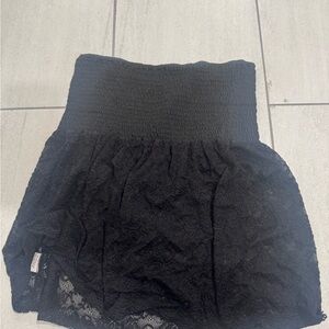 Black Lace Strapless Top